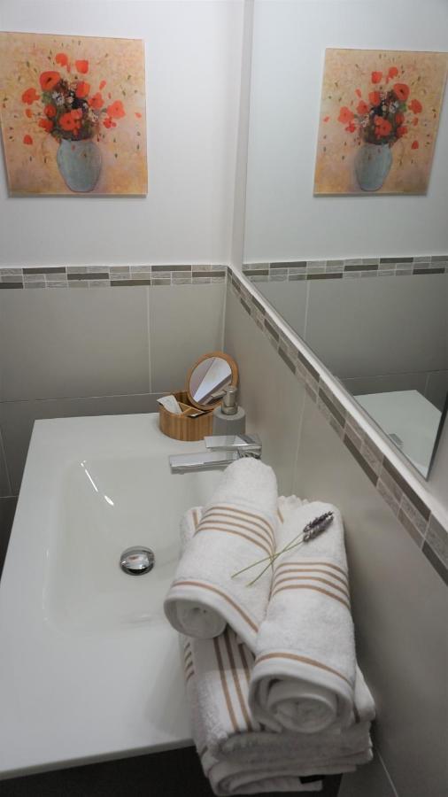 B&B Oasis Des Lavandes - Chambre Coqueliot Villeneuve-lès-Avignon Екстериор снимка